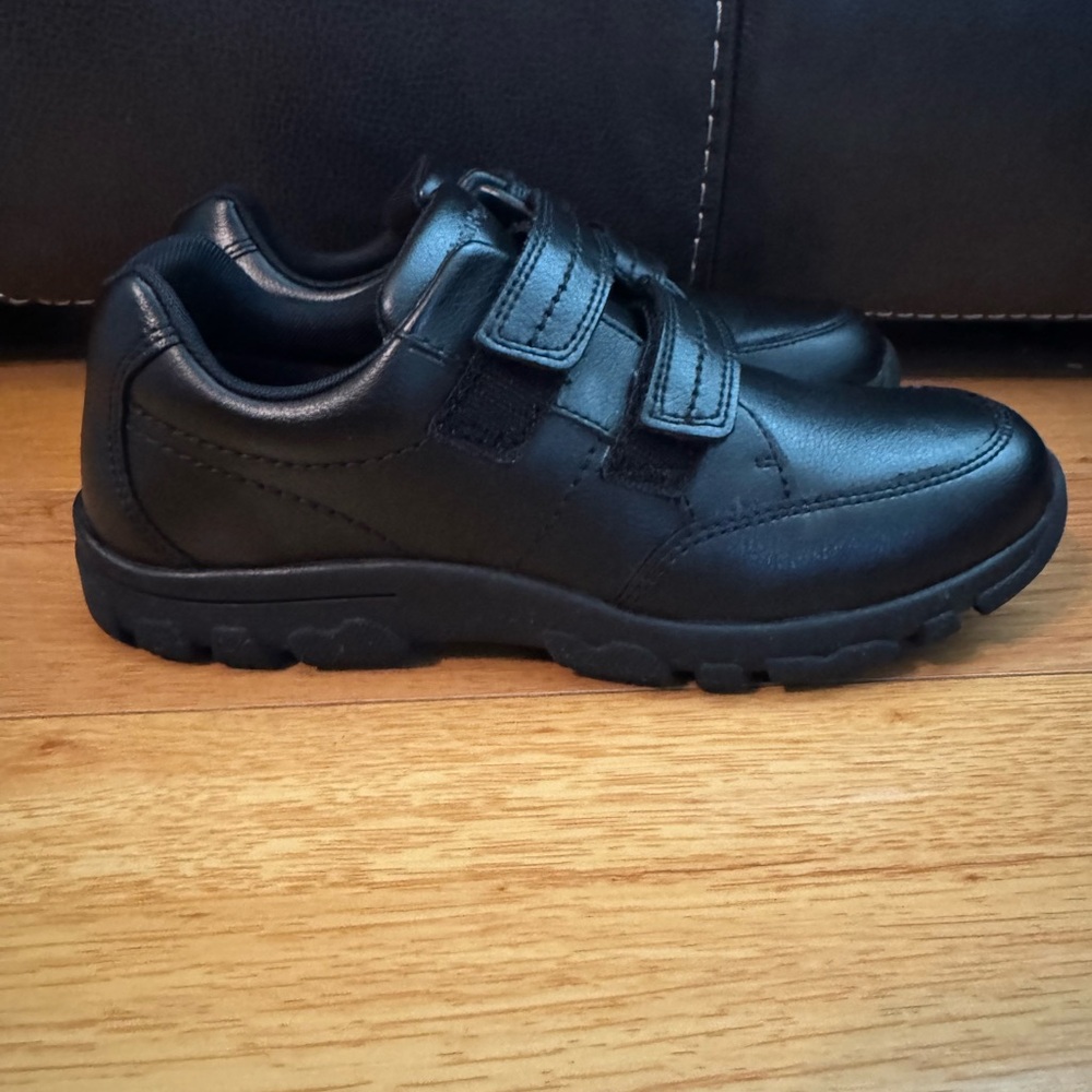 Hush Puppies Boys Jace Hook & Loop Shoes, Like New, worn twice. - Picture 7 of 8